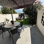 Sublime Et Paisible Maison Sur Entre Nimes Et Arles